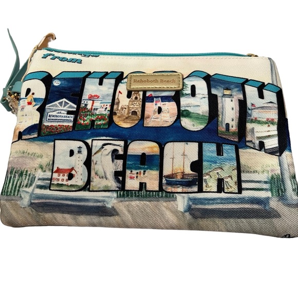 Rehoboth Beach Wristlet NWT - Picture 2 of 5